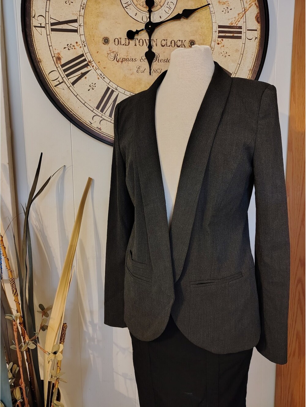 Trouvé Women's Dark Charcoal Blazer, Medium, Stretch